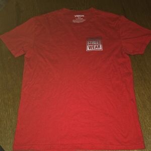 VISION STREET WEAR Men’s Red Graphic Tee